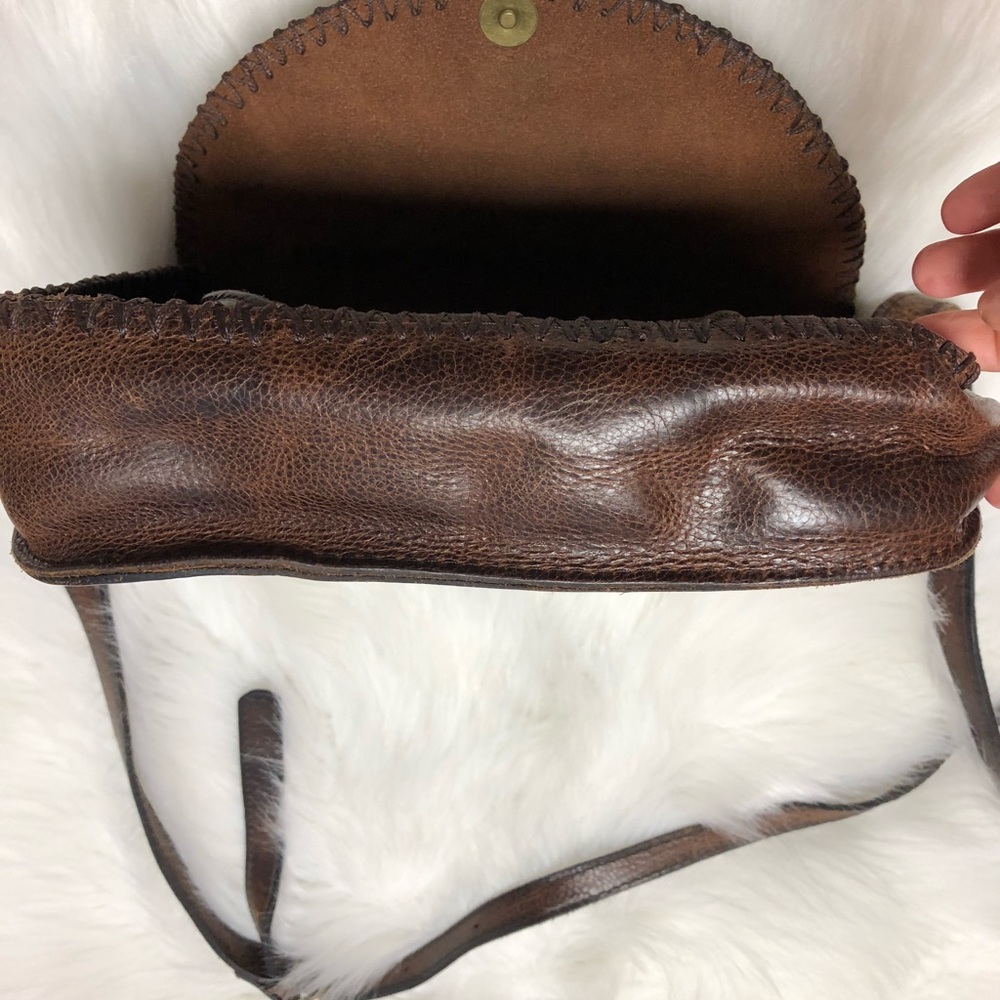 PATRICIA NASH Beaumont Distressed Vintage Collection leather crossbody b… - Picture 7 of 15